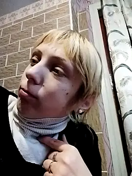 Ponka2011 online show from 11/24/25, 06:46