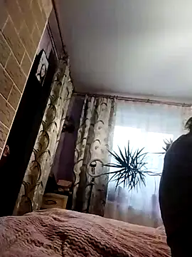 Ponka2011 online show from 12/16/25, 06:07