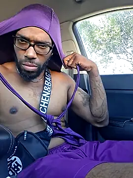 Snapshot of 214KingLonggg chatting on 03/12/26, 09:54 214KingLonggg online show from 03/12/26, 09:54