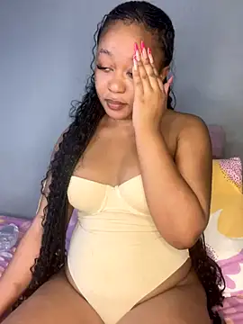 Snapshot of BlackBarbieX23 chatting on 10/30/25, 04:03 BlackBarbieX23 online show from 10/30/25, 04:03