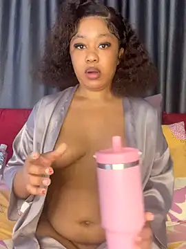 Snapshot of BlackBarbieX23 chatting on 12/03/25, 10:35 BlackBarbieX23 online show from 12/03/25, 10:35