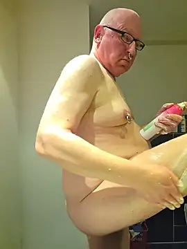 Snapshot of CgnWolf chatting on 02/25/26, 08:07 CgnWolf online show from 02/25/26, 08:07