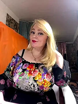 Sweet-blonde online show from 11/06/25, 12:50