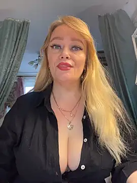 Sweet-blonde online show from 04/27/26, 02:26