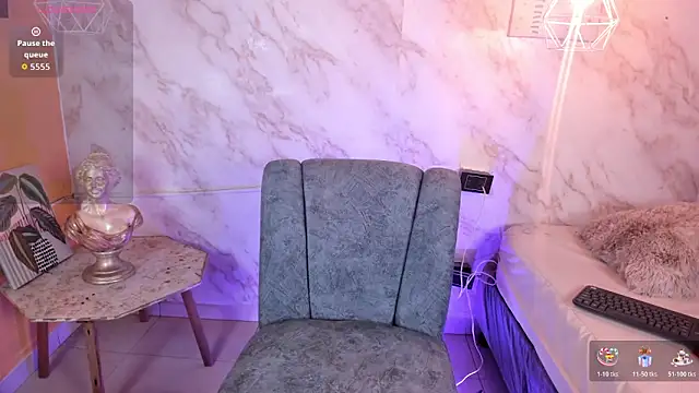 Lauren smiles online show from 03/09/26, 01:09