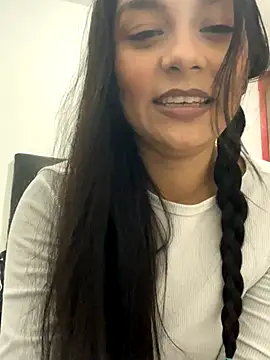 Selene Wings22 online show from 10/19/25, 10:21