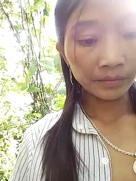 abigail-00 online show from 11/25/25, 01:05