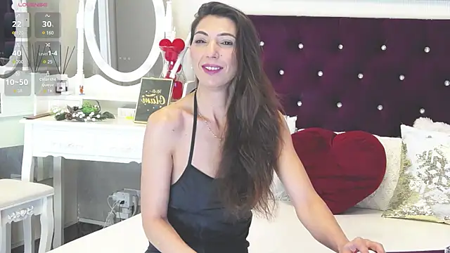 Snapshot of Rossaliaa chatting on 06/14/26, 05:20 Rossaliaa online show from 06/14/26, 05:20