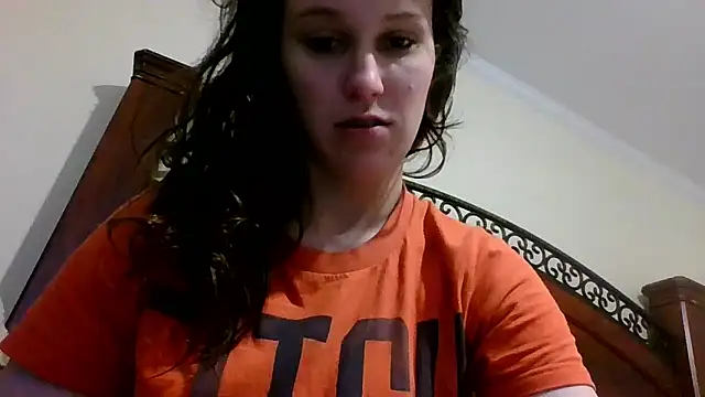 Snapshot of brunettebabexo3 chatting on 01/15/26, 09:29 brunettebabexo3 online show from 01/15/26, 09:29