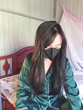 Snapshot of Helen-Tran chatting on 02/07/26, 04:38 Helen-Tran online show from 02/07/26, 04:38