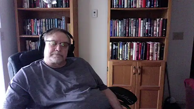 Vinyl22xh online show from 04/30/26, 09:52