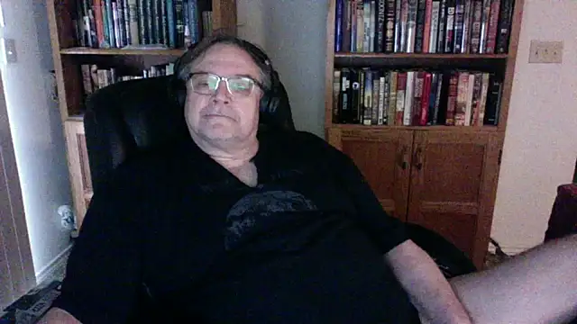 Vinyl22xh online show from 05/08/26, 06:02