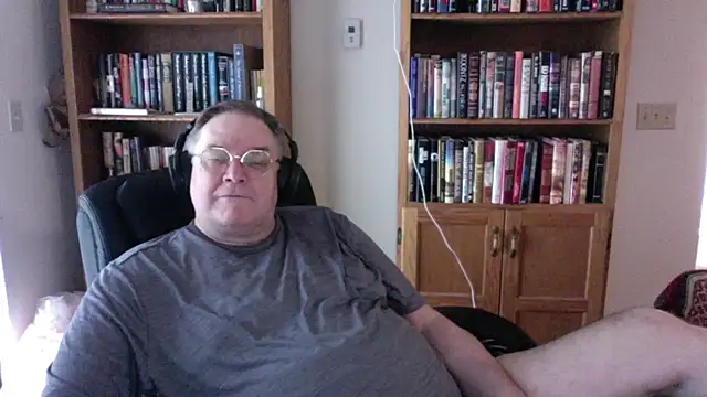 Vinyl22xh online show from 06/06/26, 08:46