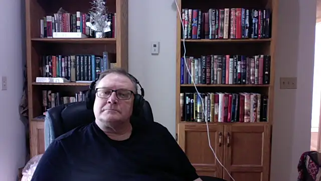 Vinyl22xh online show from 07/01/26, 09:36