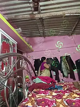 reya743 online show from 11/09/25, 11:36