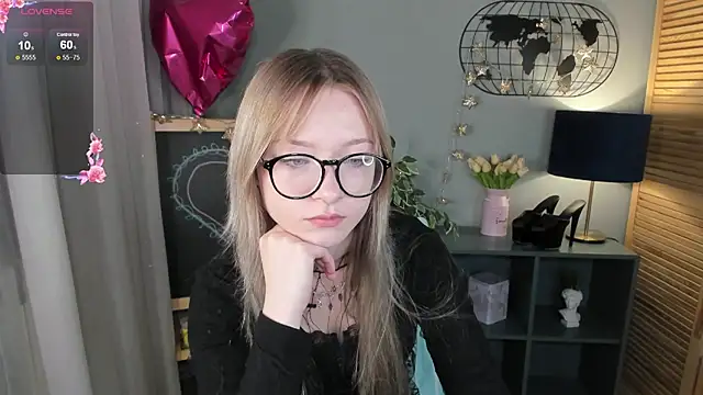 Snapshot of elliupp chatting on 09/22/25, 09:44 elliupp online show from 09/22/25, 09:44