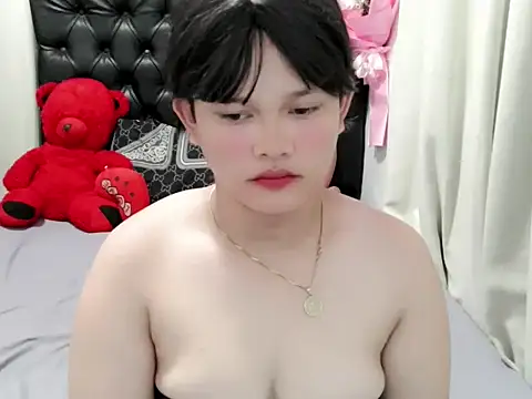 Snapshot of chennybbgirl chatting on 06/19/26, 02:32 chennybbgirl online show from 06/19/26, 02:32