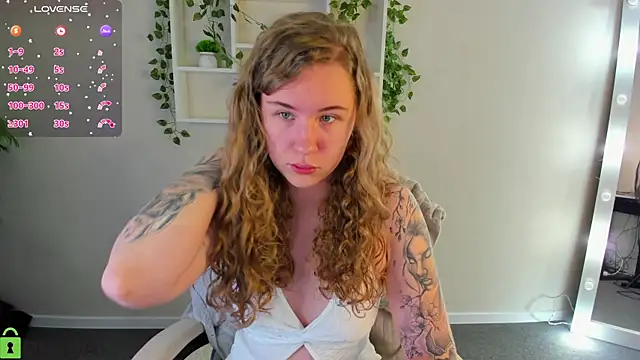 Elsie Cutties online show from 11/04/25, 12:54