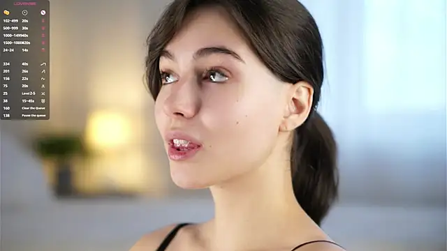 LettySlovacek online show from 11/03/25, 02:35