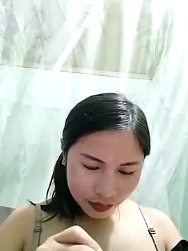 Mai4568 online show from 10/04/25, 02:04