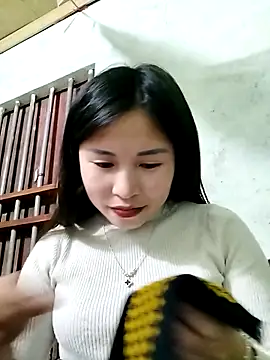 Mai4568 online show from 10/31/25, 01:45