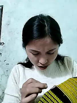 Mai4568 online show from 12/17/25, 12:44