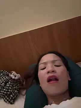    Dorry02    online show from 10/10/25, 05:28