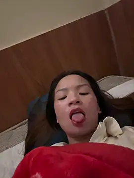    Dorry02    online show from 10/11/25, 05:17