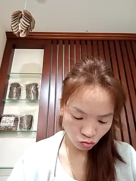    Dorry02    online show from 12/03/25, 08:23