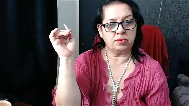 MissSanjanne online show from 02/02/25, 09:45