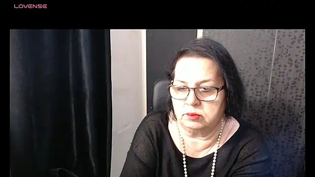 Snapshot of MissSanjanne chatting on 01/15/26, 04:39 MissSanjanne online show from 01/15/26, 04:39