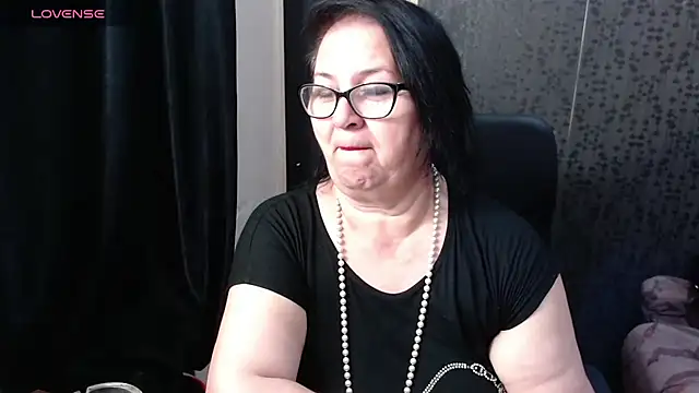 MissSanjanne online show from 05/07/26, 06:24