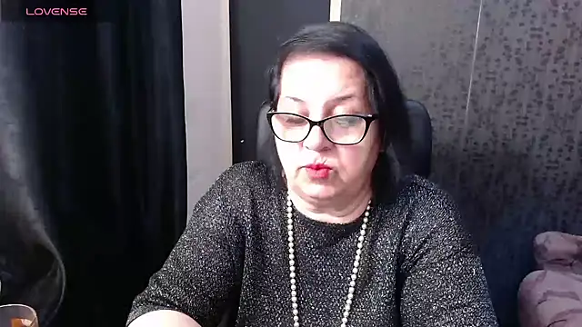 MissSanjanne online show from 05/18/26, 04:07