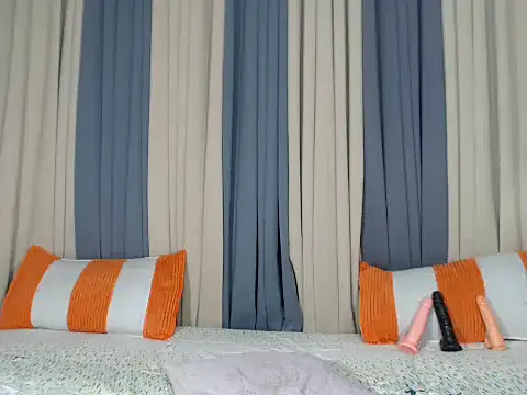 Snapshot of Danicahotcum chatting on 02/15/26, 07:51 Danicahotcum online show from 02/15/26, 07:51