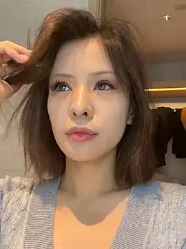 miumiu-66 online show from 06/06/26, 04:23