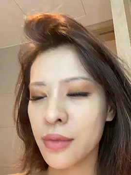 miumiu-66 online show from 06/16/26, 08:50