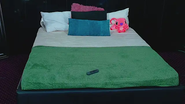 Snapshot of MeganSin_ chatting on 01/06/26, 05:11 MeganSin online show from 01/06/26, 05:11