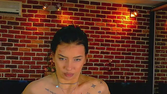 Snapshot of MeganSin_ chatting on 01/08/26, 05:32 MeganSin online show from 01/08/26, 05:32