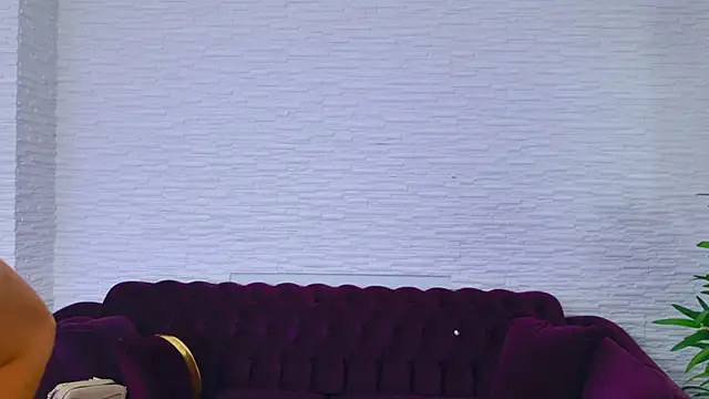 Snapshot of MeganSin_ chatting on 01/10/26, 05:42 MeganSin online show from 01/10/26, 05:42