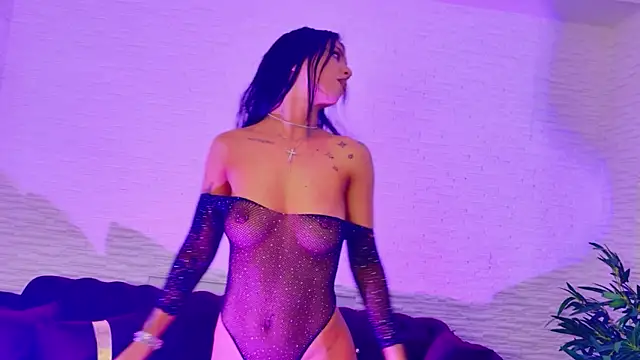 Snapshot of MeganSin_ chatting on 01/15/26, 05:45 MeganSin online show from 01/15/26, 05:45