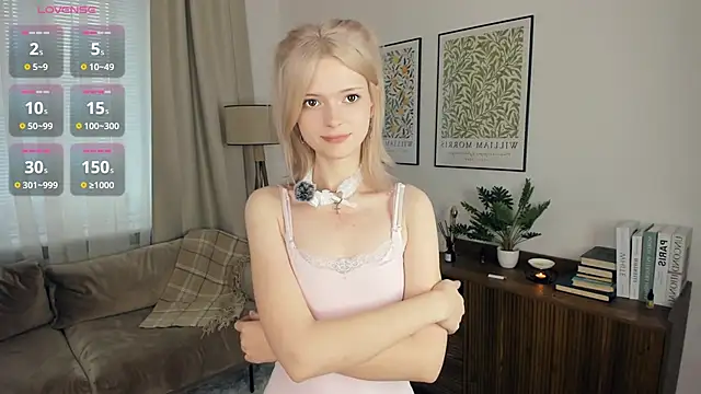 LaureMestler online show from 10/14/25, 08:15