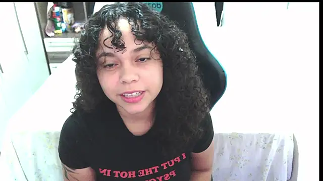 sweetamy326 online show from 06/20/26, 10:23