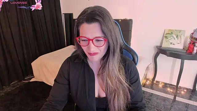 Hanna MA online show from 11/26/25, 03:57