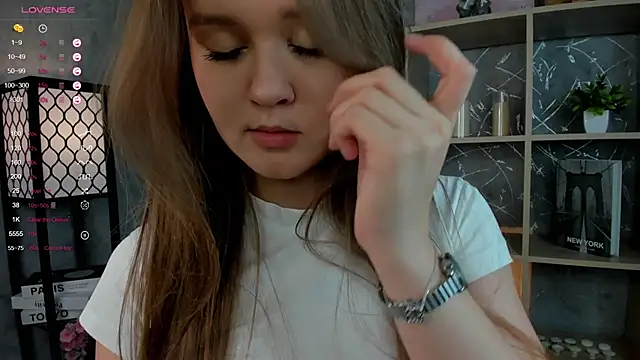 ElenoreReth online show from 11/28/25, 03:14