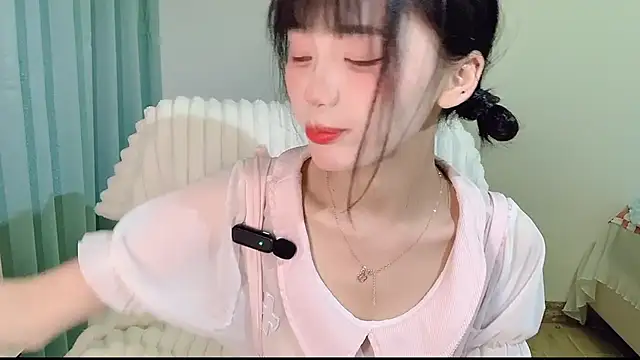 Snapshot of Ximei-O chatting on 04/07/26, 04:18 Ximei-O online show from 04/07/26, 04:18