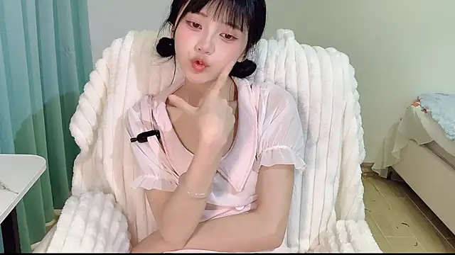 Snapshot of Ximei-O chatting on 04/08/26, 04:23 Ximei-O online show from 04/08/26, 04:23