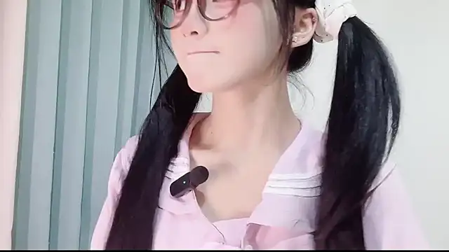 Snapshot of Ximei-O chatting on 05/16/26, 12:37 Ximei-O online show from 05/16/26, 12:37