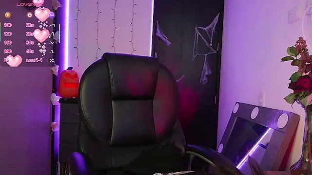 LesRose online show from 10/28/25, 06:43