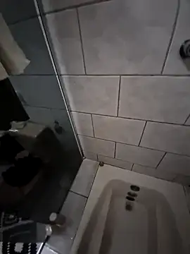 Snapshot of Preto18cmssa chatting on 01/05/26, 09:51 Preto18cmssa online show from 01/05/26, 09:51