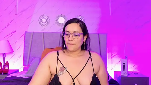 Michell Monet online show from 06/11/26, 12:03